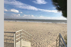 APPARTEMENT LA BAULE 5 PERS A 50 M DE PLAGE